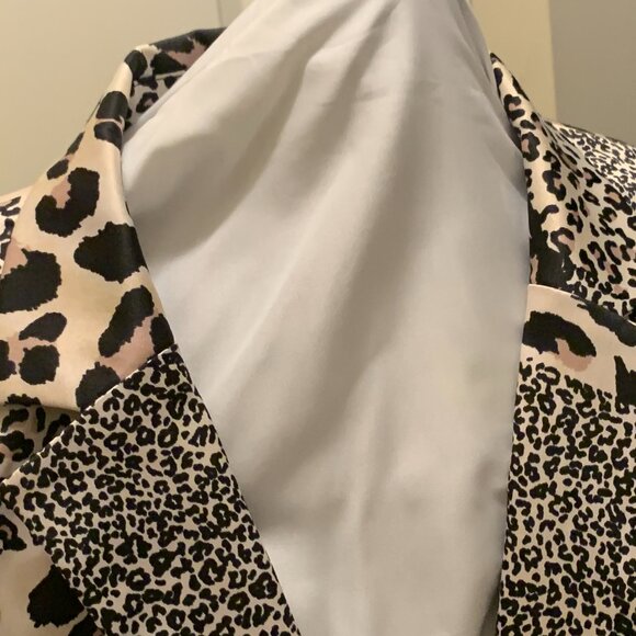 Blazer by Isle Apparell, Made in Turkey, Medium, great condition - Picture 4 of 6